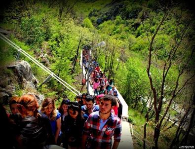 Üniversiteli Gençler, Tokat'ın Tarihi ve Doğal Güzelliklerini Keşfetti