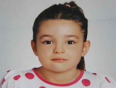 Adana'da, Önceki Gün Kaybolan 6 Yaşındaki Gizem Akdeniz'in Cesedinin Bulunduğu Bildirildi