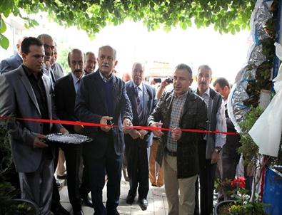 Bayraklı, Hemşehri Dernekleriyle Güzel