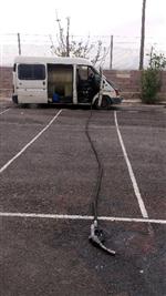 KAÇAK MAZOT - Minibüste Kaçak Akaryakıt Satışına Suçüstü