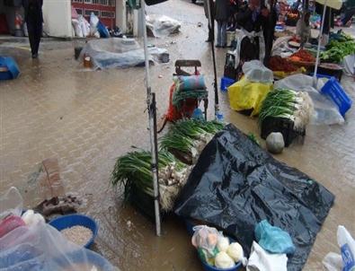 Simavlılar Belediyeden Kapalı Pazar Yeri Yapmasını İstiyor