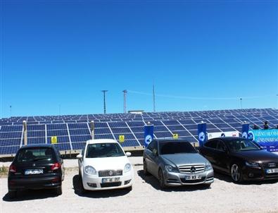 Yyü Güneş Enerjisi İle Van’da İlk Olarak Kendi Elektriğini Üretiyor