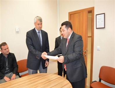 Mhp’li Başkandan Örnek Davranış