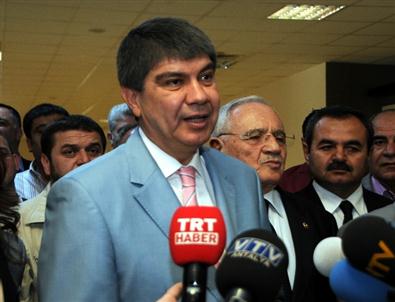 Ak Partili Türel Mazbatasını Aldı