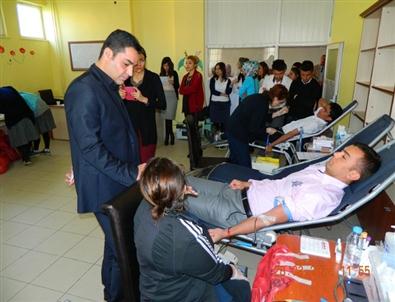 Kaymakam Orhan Aktürk Kan Bağışı Etkinliğe Katıldı