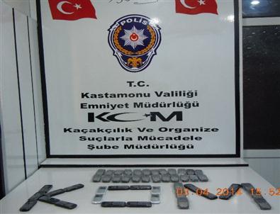 Polis Kargo İle Gönderilen Kaçak Telefonlara El Koydu