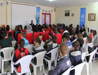 Yozgat Gençlik Merkezi Üyesi Gençler Avukatlık Mesleği Hakkında Bilgi Edindi