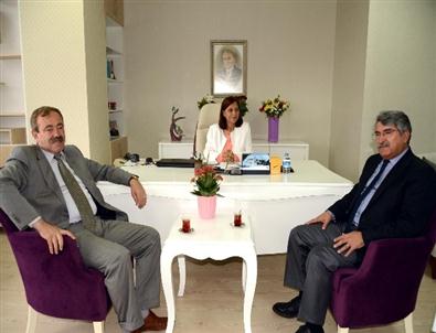 Chp’li Sağlar’dan Türk ve Mutlu’ya Kutlama Ziyareti