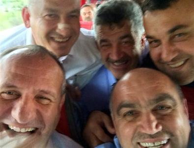 Düzce Belediye Başkanlardan Selfie