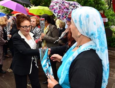 Zübeyde Hanım’ı Unutmadılar