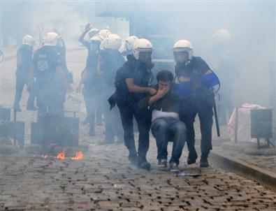 ODTÜ’lü eylemciler polise saldırdı