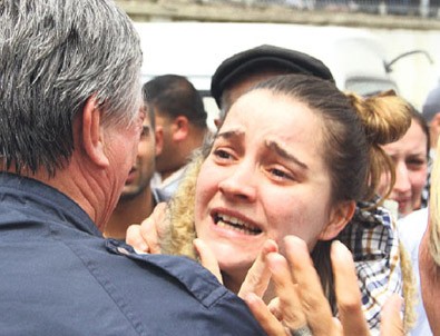 11 ay önce evlendiği eşini kaybetti