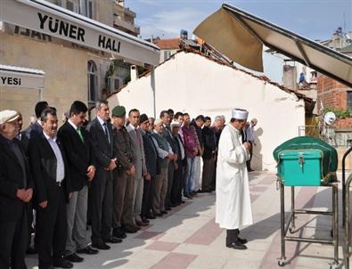 Demirci’de Şehit Babası Hayata Gözlerini Yumdu