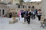 Aksaray'da Protokol Eşlerinden İlçe Ziyareti Haberi