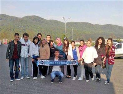 Halk Eğitim Merkezi’nin Romanya’ya Gönderdiği Gençlerin Eğitimi Sürüyor