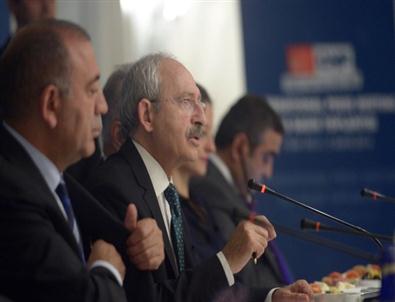 Kılıçdaroğlu, Yabancı Medya Temsilcileriyle Bir Araya Geldi