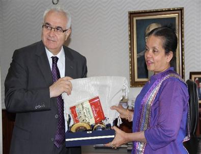 Srı Lanka Hükümeti Başbakan Recep Tayyip Erdoğan Adına Çay Bitkisi Geliştirdi