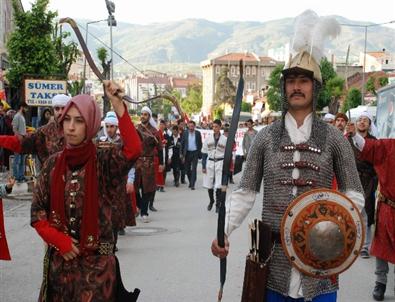 Tokat’ta Türkçülük Yürüyüşü