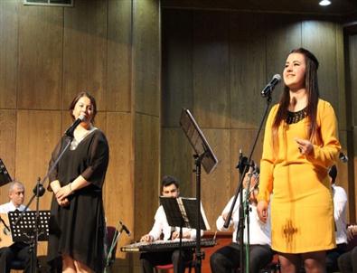 Üniversitede Türk Sanat Müziği Konseri