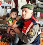 UZMAN JANDARMA - Şefkatli Mehmetçik Ödüllendirildi