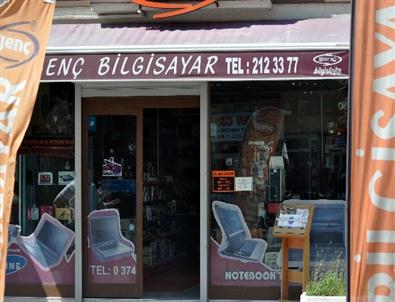 Sahte Polis Bilgisayar Dükkanında Suçüstü Yakalandı