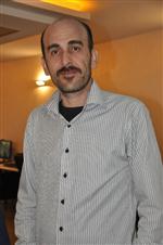 ARTÇI DEPREM - (özel Haber) 6.5’lik Depremde Soğukkanlılığı İle Kafeyi Boşalttı