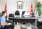 ALTıNOK ÖZ - Ortaokul Öğrencisi Atakan Yeğin Başkan Altınok Öz’le Söyleşi Yaptı