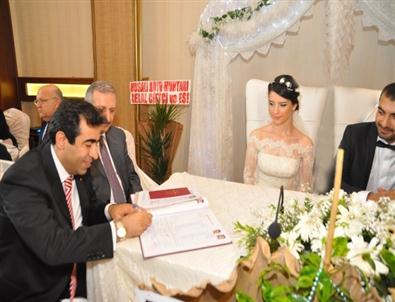 Vali Güzeloğlu Nikah Şahidi Oldu