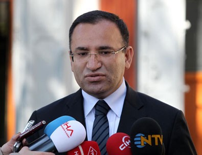 Bekir Bozdağ: AYM bunu reddetmeli