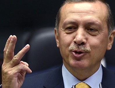 Başbakan Erdoğan: 'Üç dönem kuralıyla makamları gençlere devrediyoruz'