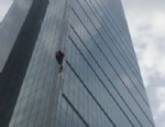 PARAŞÜTÇÜ - En yüksek binada korku dolu anlar