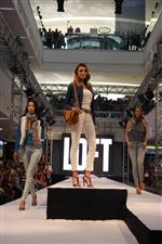 ÖZGE ULUSOY - Antalya'da 'Yaza Merhaba Defilesi'