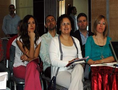 İzmirli Eczacılar Liderlik Eğitiminde Buluştu