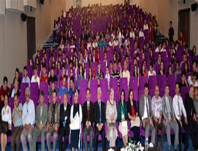 Trabzon’da Liseler Arası Tiyatro Festivali Plaket Töreni Yapıldı