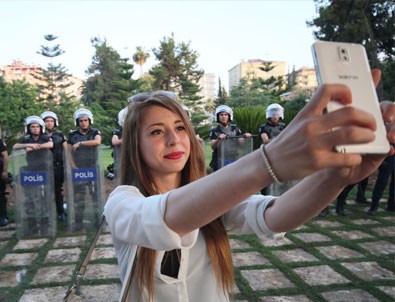 Adana'da Gezi selfie'si