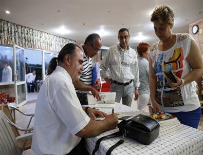 Nedim İnce'den Örnek Davranış