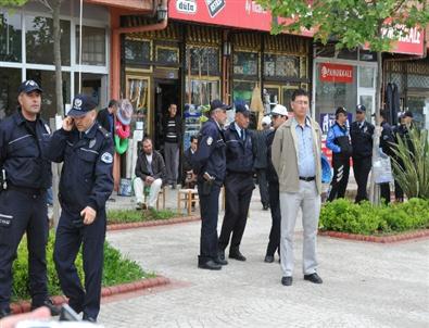 Sendikalardan 'öğrenciye Dayak'İddiasına Karşı Basın Açıklaması