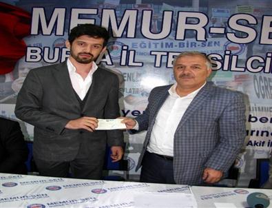 Memur-sen'den Ölen Üyesinin Ailesine 15 Bin Lira Yardım