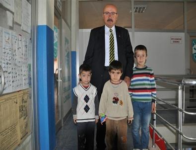 Sarıveliler Belediyesi 54 Çocuğu Sünnet Ettirdi