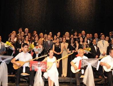 Kadın Sağlığı ve Eğitim Projesi Türk Halk Müziği Korosu Konseri