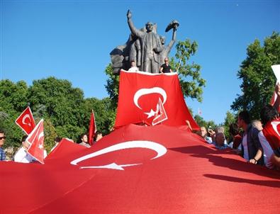 Kdz. Ereğli’de Bayrağa Saygı Yürüyüşü