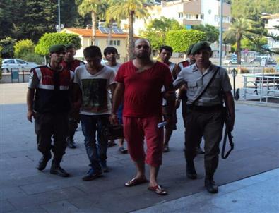 İranlı Gaspçılar Jandarmadan Kaçamadı