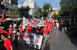 İzmir'de Bayrak Yürüyüşü
