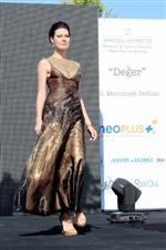 İPEK TANRIYAR - Öğrencilerin Bir Yıllık Emekleri Podyumda