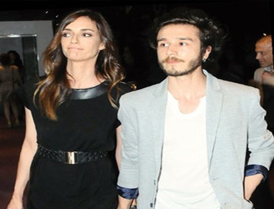 Galaya el ele geldiler