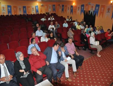 Ak Parti Akçakoca İlçe Divan Kurulu Toplantısı Yapıldı