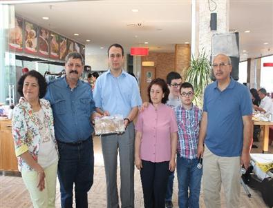 Yılın Babası Engelleri Kızı İle Birlikte Aştı