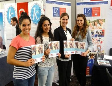 İzmir Üniversitesi’nden Gurbetçi Üniversite Adaylarına Sınavsız Başvuru İmkanı