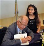 Avukat Ahmet Vural, İmza Gününde Okuyucularıyla Buluştu