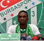 İLYAS ACAR - Bursaspor Malili Yıldız Futbolcu Bakaye Traore İle 3 Yıllık Sözleşme İmzaladı